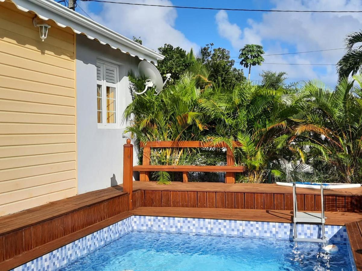 Les Multipliants Villa Le Moule Luaran gambar